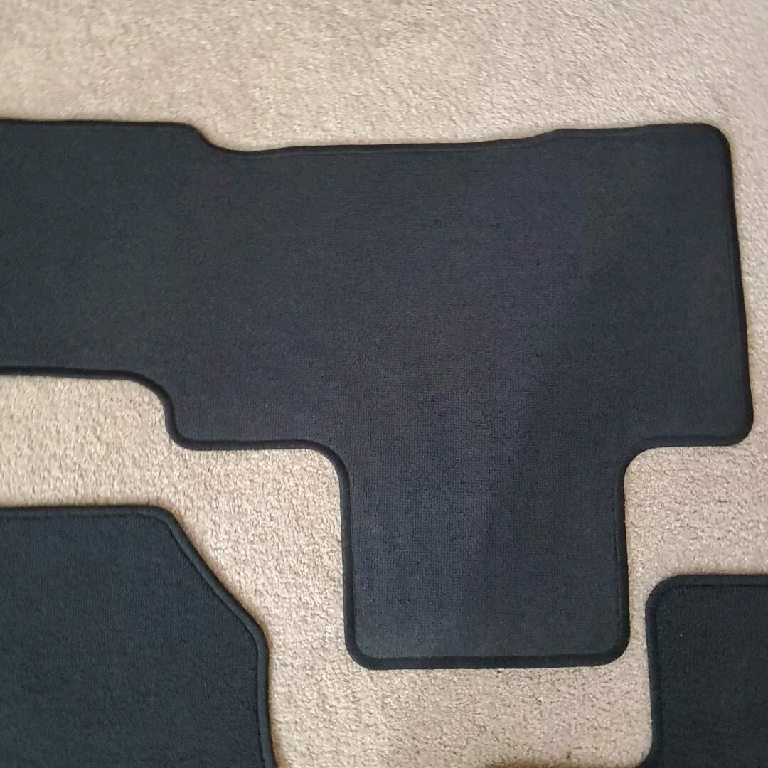 Used 20202023 Toyota Highlander Carpet Oem Floor Mats 3pc Set Pt926