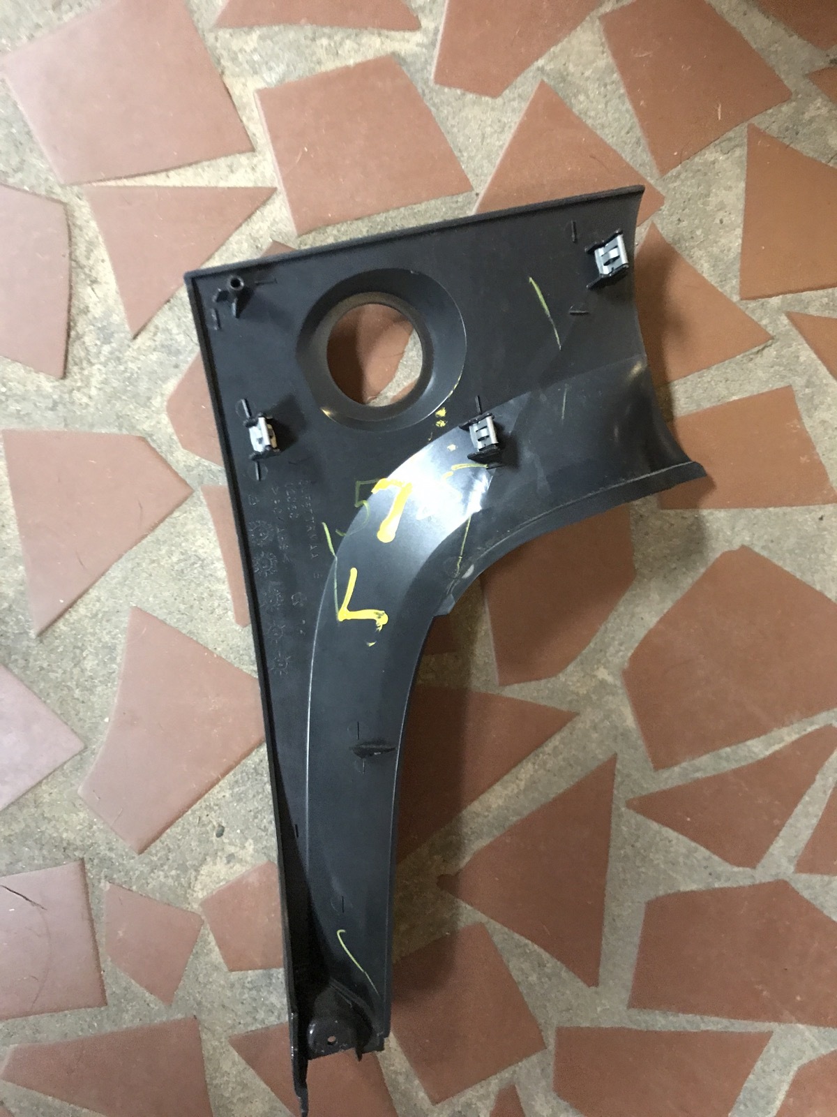 Used 0408 Chrysler Pacifica Dash Trim Ignition Switch Cover for Sale