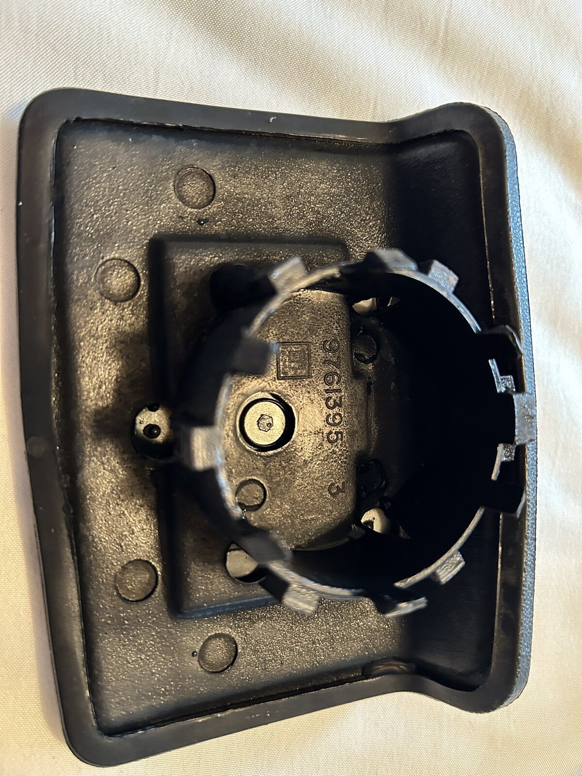 Used 7387 Gmc Chevy Truck Steering Wheel Horn Pad C10 C20 C30 K5 K10