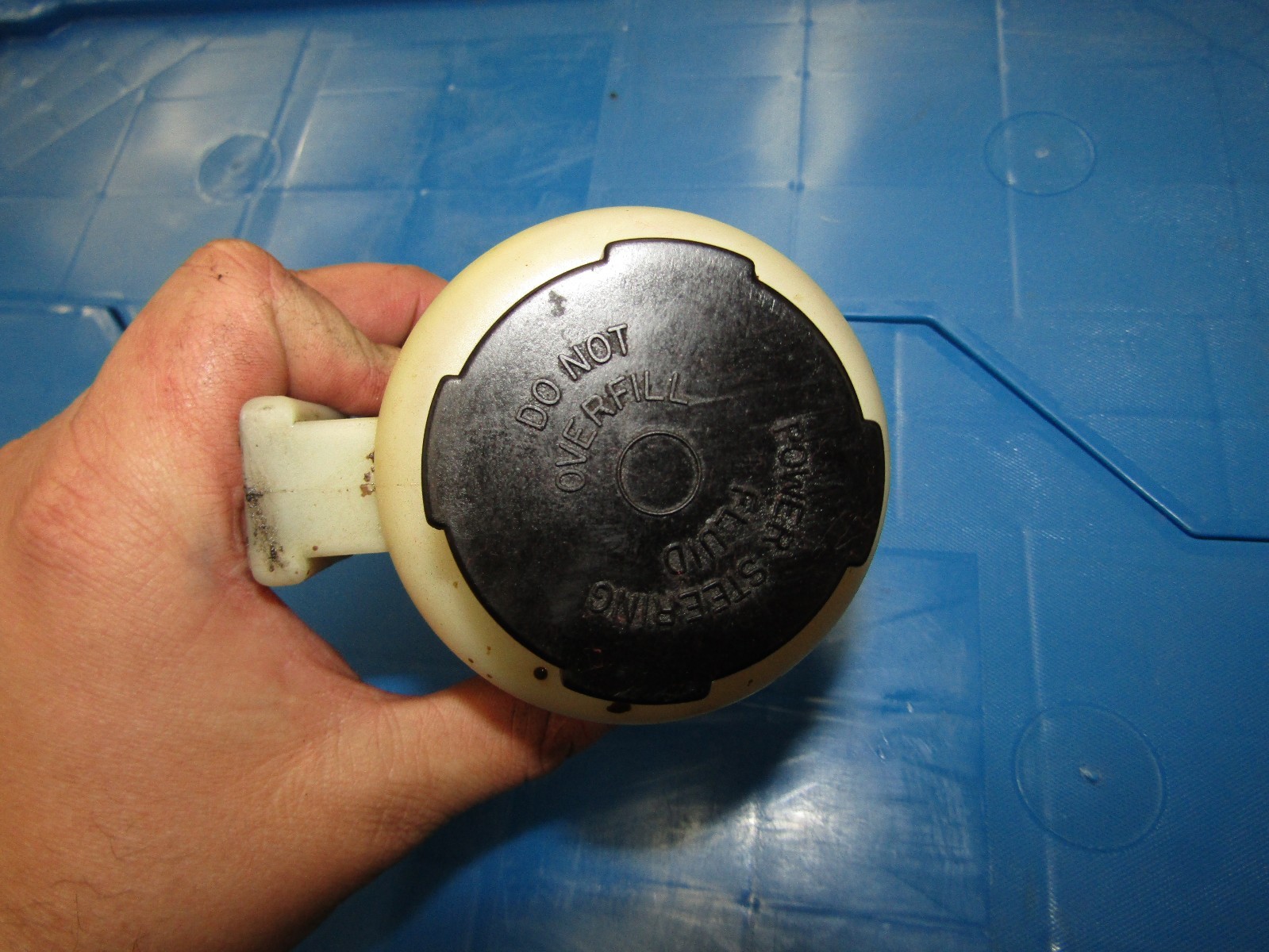 Used 20052015 Nissan Xterra Oem Power Steering Fluid Reservoir for Sale 49180EA000