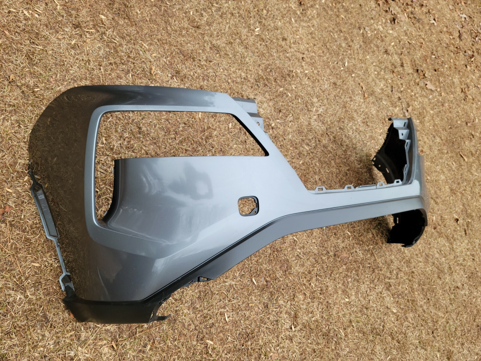 Used 2021 2022 Nissan Rogue Front Bumper Cover Oem. No Shipping for Sale