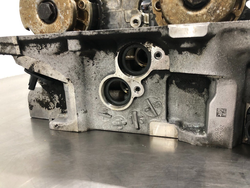 Used Bmw E88 E92 E60 135 335 535 N54 Engine Cylinder Head Assembly Unit Oem for Sale 7588247 7