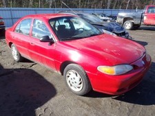 PASSENGER RIGHT STRUT REAR SEDAN FITS 1997-2002 ESCORT 62145