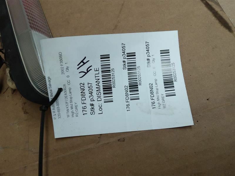Used F350sd 2002 High Mounted Stop Light for Sale 176.FD8N02