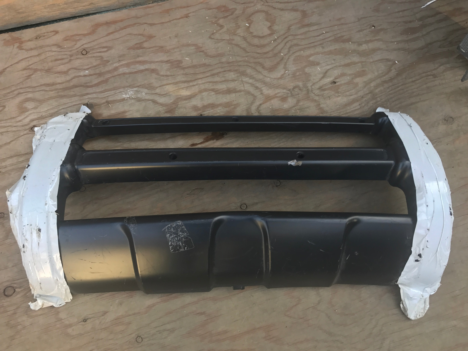 Used 20012004 Ford Escape Front Bumper Guard Protector 1l8j17116aaw