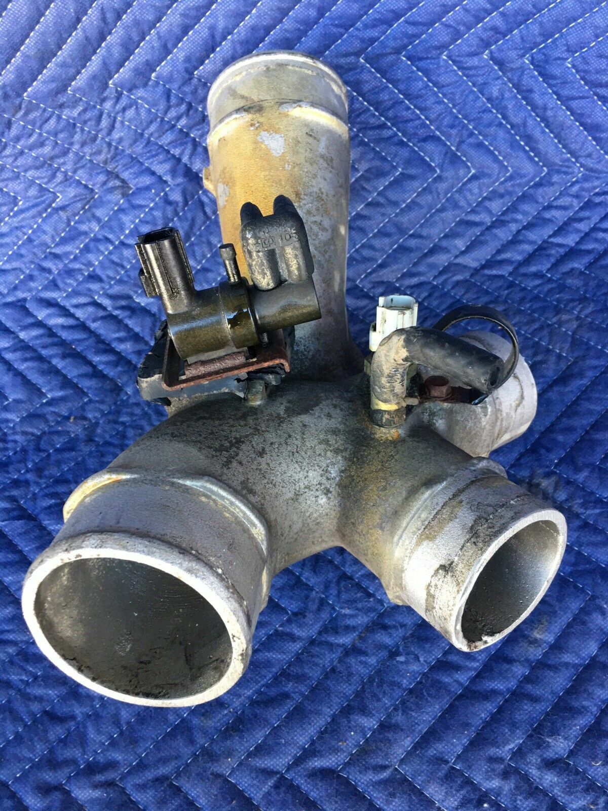 Used 1999 E99 Ford F250 F350 7.3 Early Intake Manifold Spider Obs
