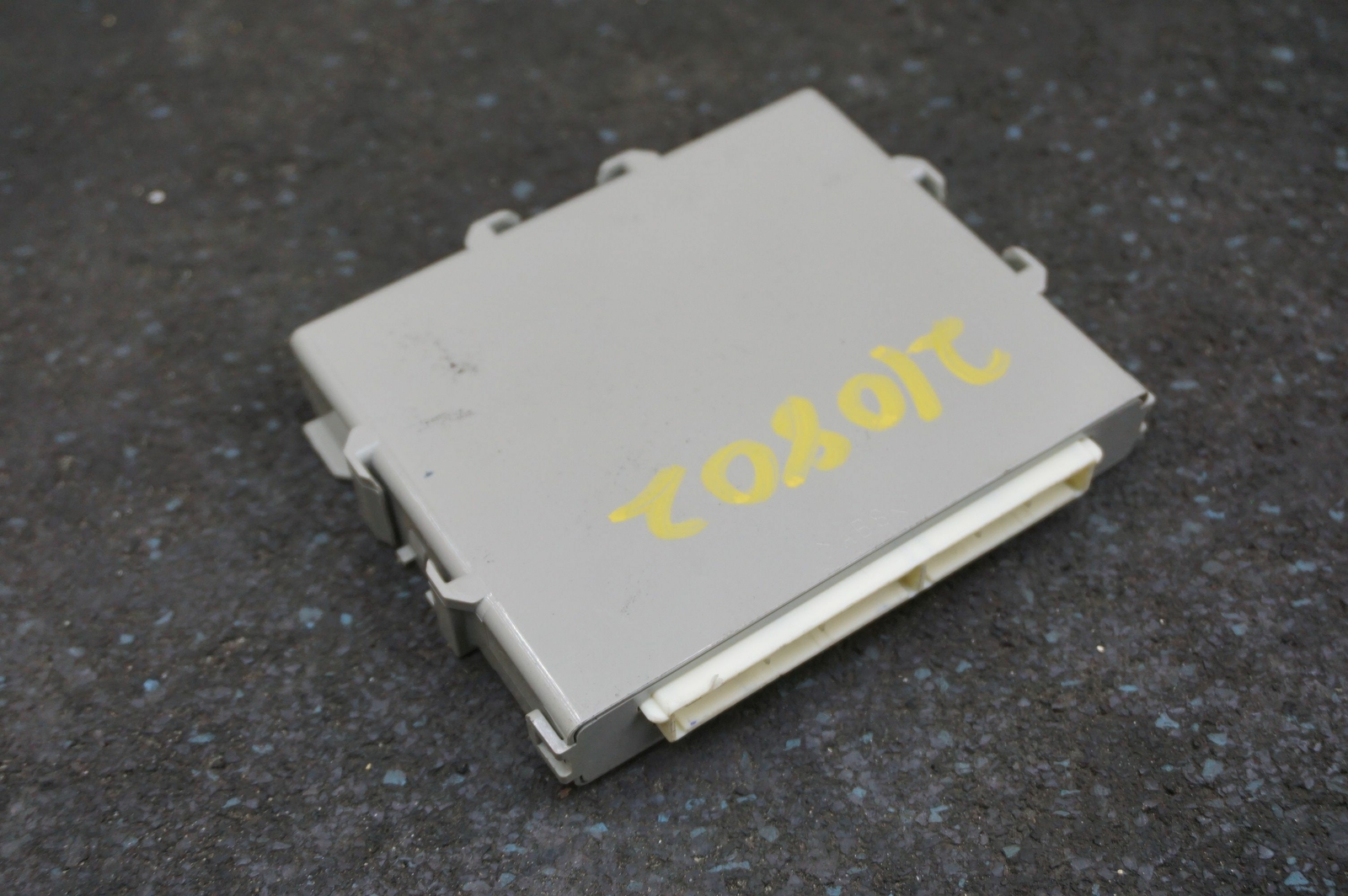 Used Smart Key Keyless Entry Control Module Ecu Ecm 899900e062 Lexus