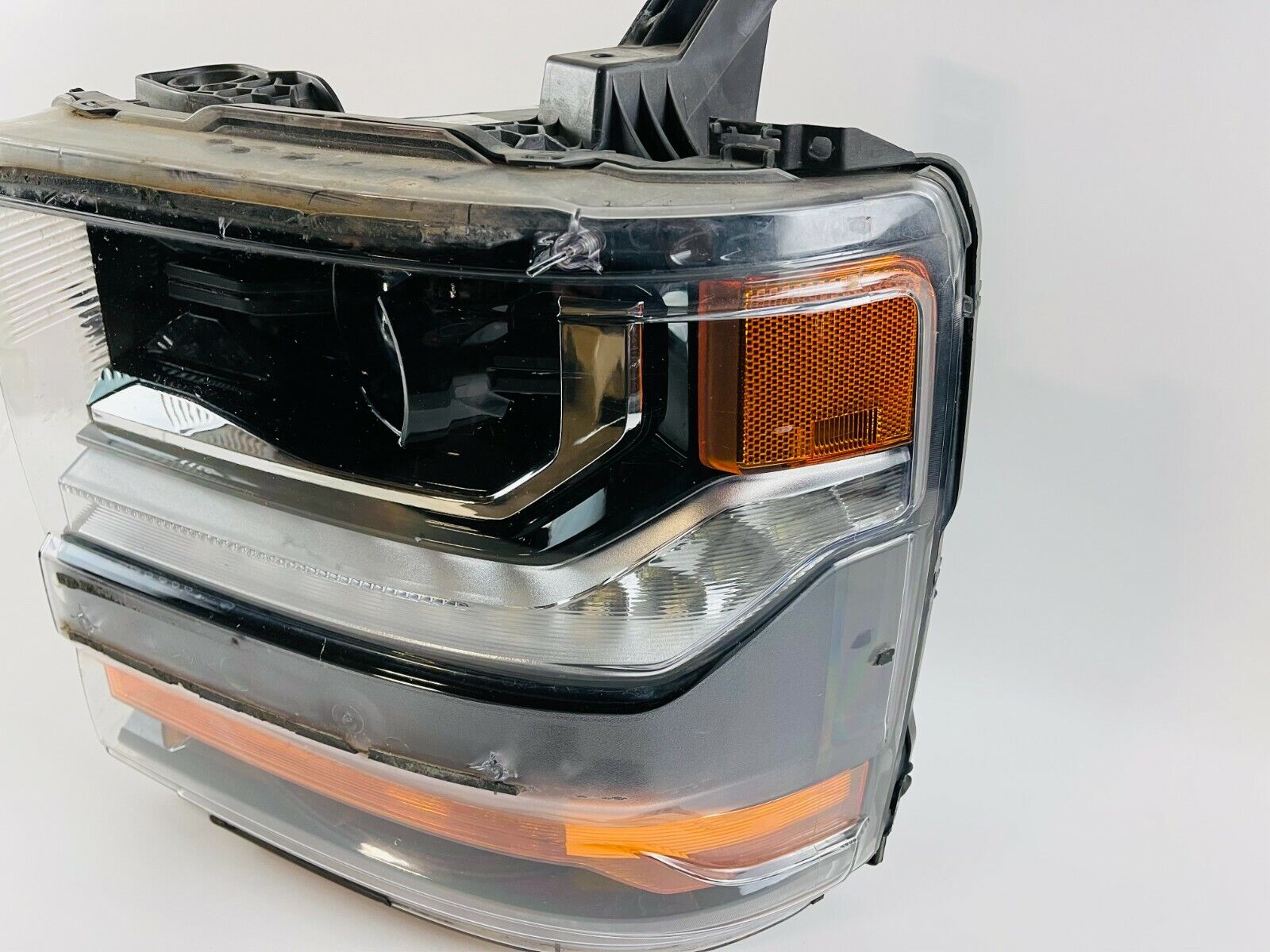 Used 2016-2018 Chevrolet Silverado 1500 Headlight Left Driver Xenon