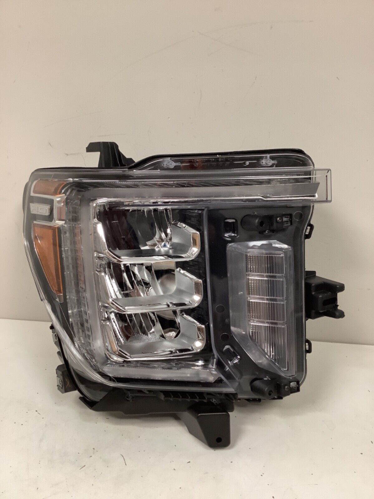 Used 2020- 2023 Gmc Sierra 2500 3500 Headlight Passenger Rh Oem C76r ...