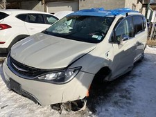 2017 CHRYSLER PACIFICA Converter/inverter/charger Charger