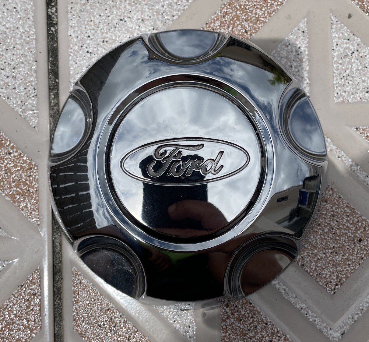 Used Ford Ranger/explorer/crown Victoria Center Cap Set Chrome, Part