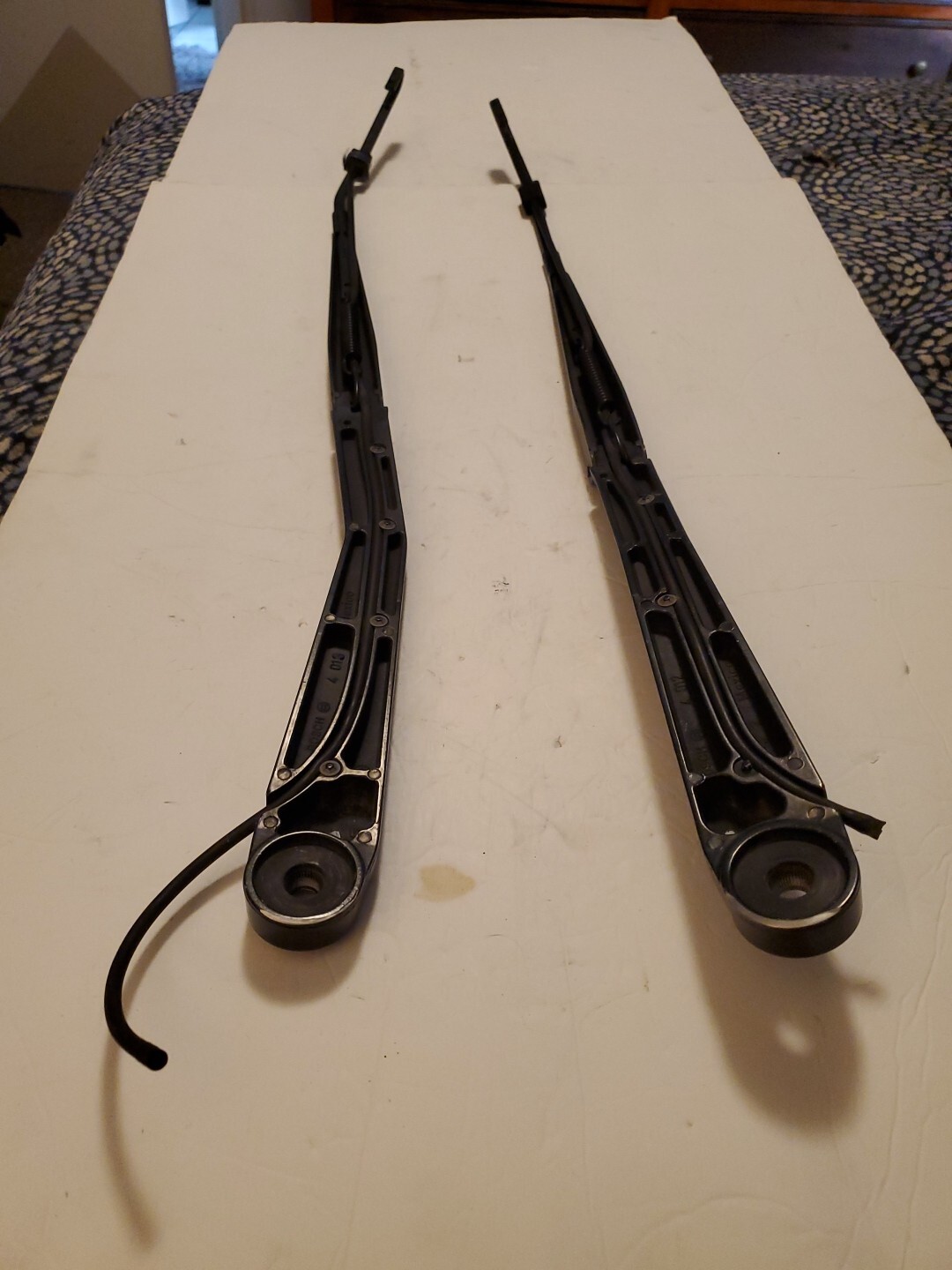 Used 2005 2008 Chevy Uplander Left & Right Windshield Wiper Arms Oem No