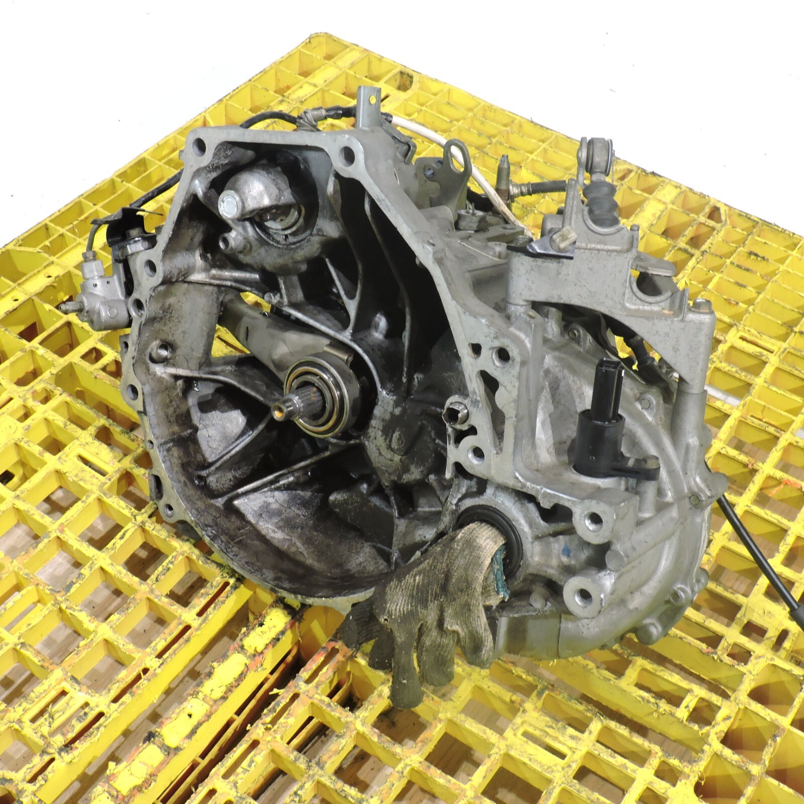 Used Honda Civic 20012005 1.7l Jdm Manual 5 Speed Transmission Slw for Sale slw