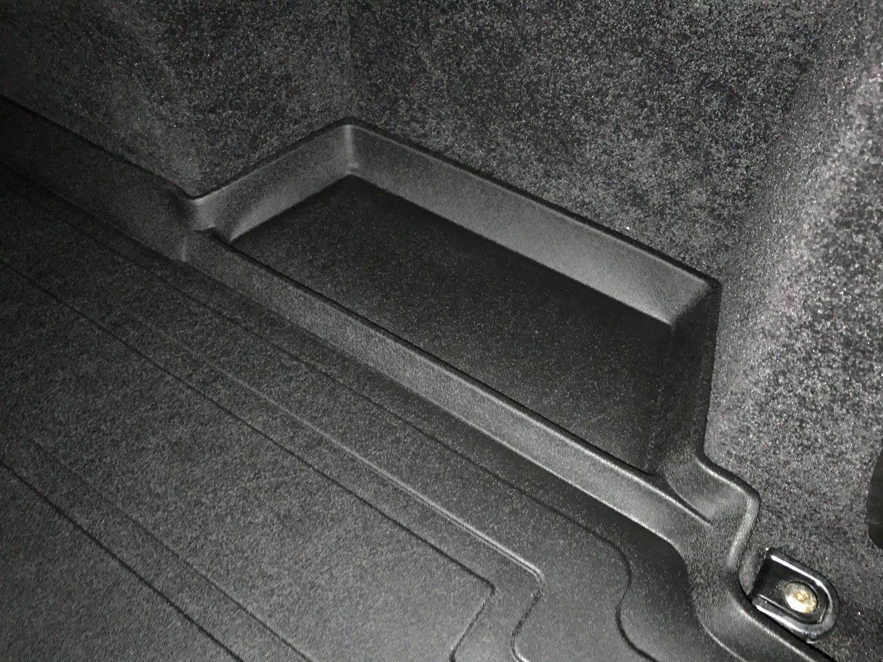 thumbnail image 2 of Protect Your Cargo Area: JDMax Black Rear Trunk Liner Mat For Land Rover Range Rover (2013-2022) 2 of 6