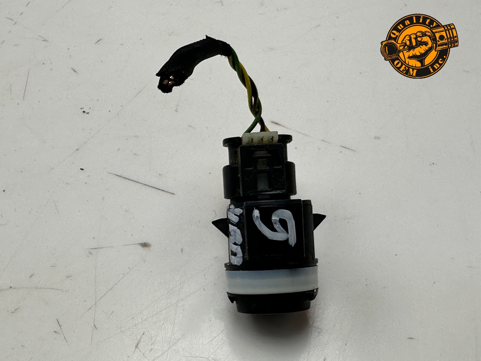 HIBEYO Custodia In Pelle Per Chiave BMW - Adatta Per Serie 1, 3, 5, X1, X3, X5 E Modelli Con Telecomando A 3/4 Tasti (Nero) - 2