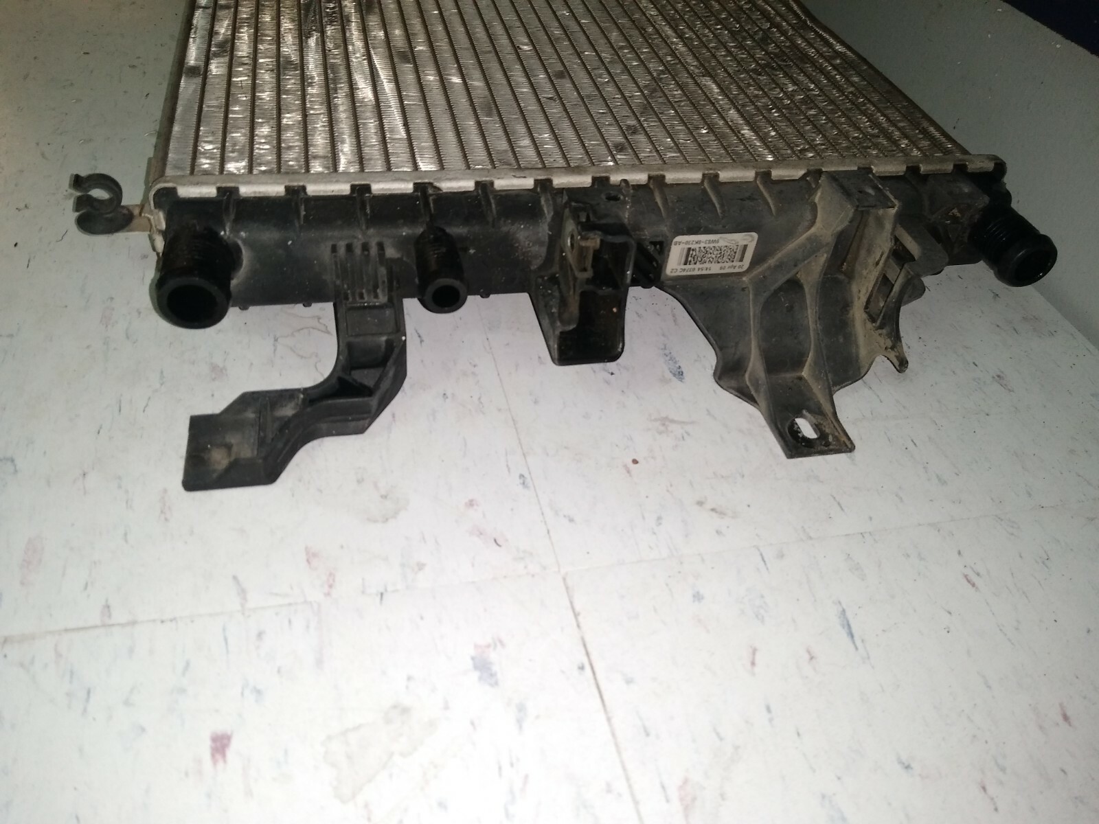 Used 1018 Jaguar Radiator F Type Xf Xfr S Xj Xjr Xkr Xjr575