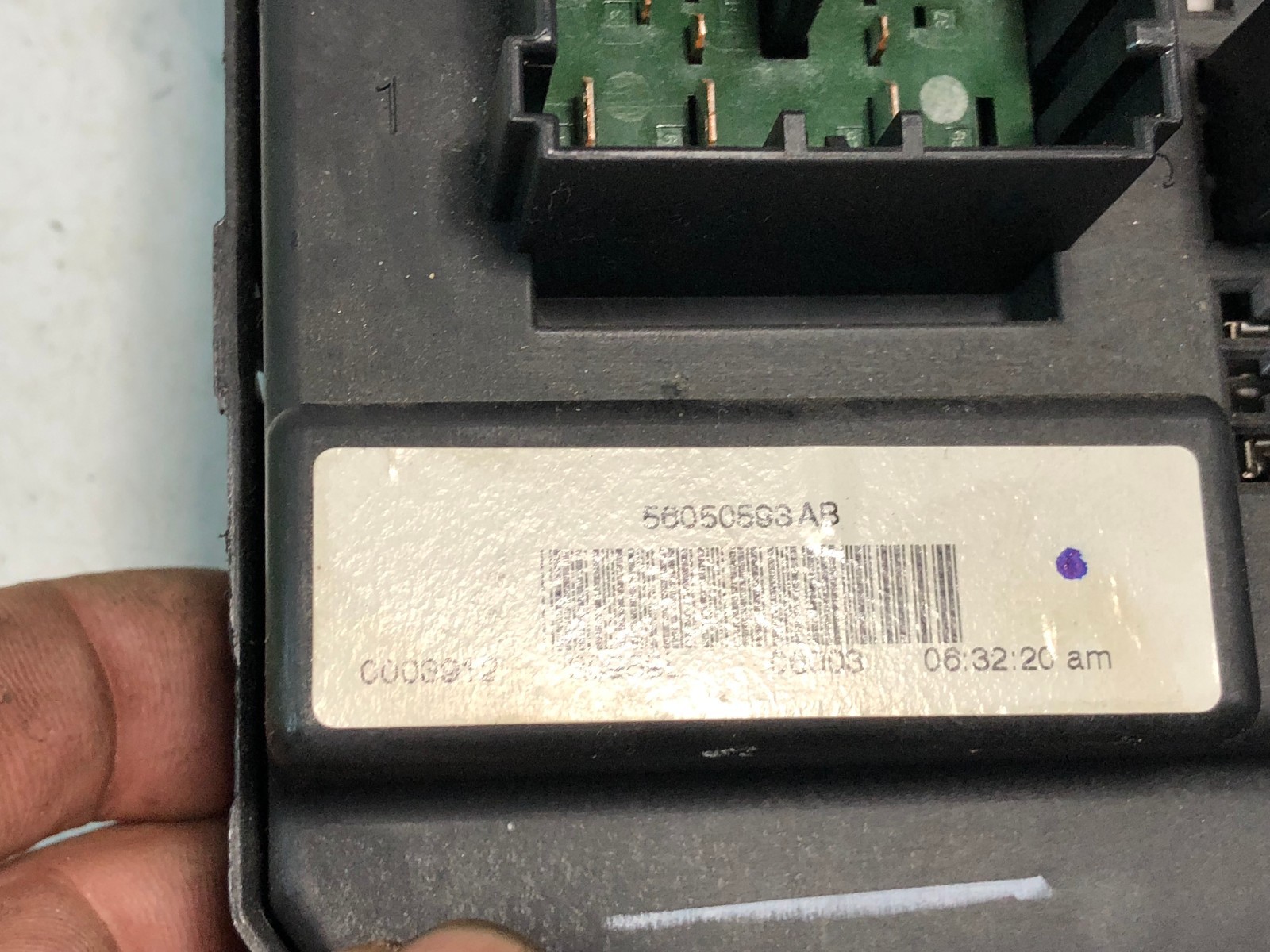 Used 2007-2008 Jeep Commander Interior Fuse Relay Box Control Unit P ...