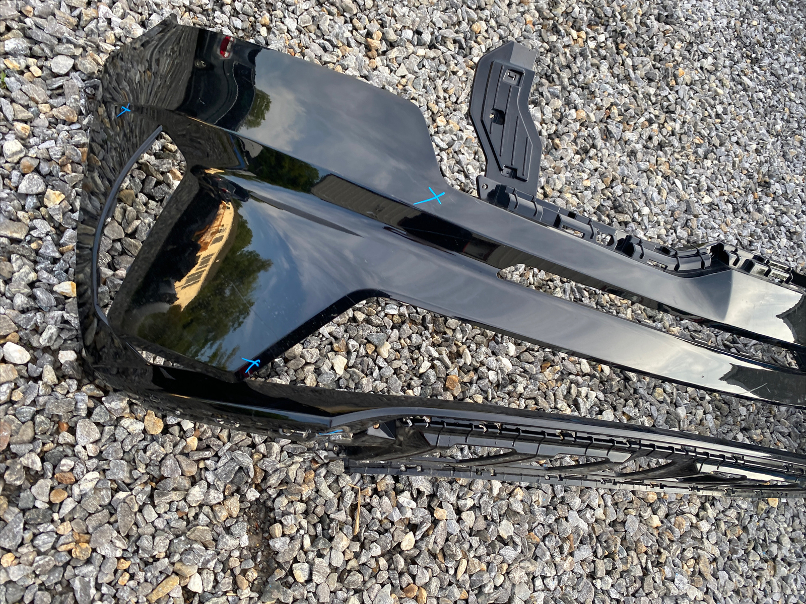 Used 20212023 Kia Sorento Front Bumper Cover Oem for Sale