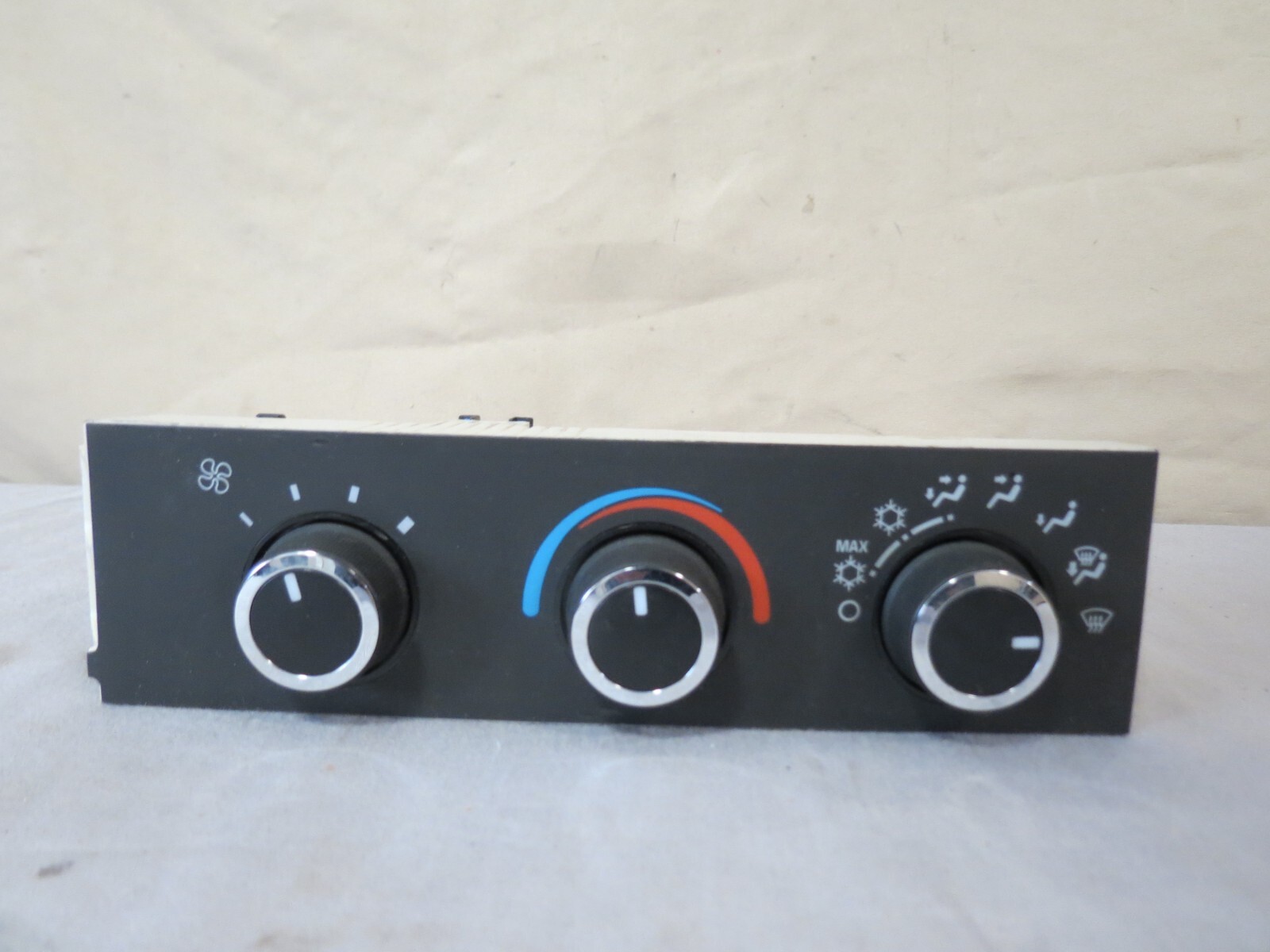 Used 20082013 1418 Savana Express Ac Heat Climate Control Module