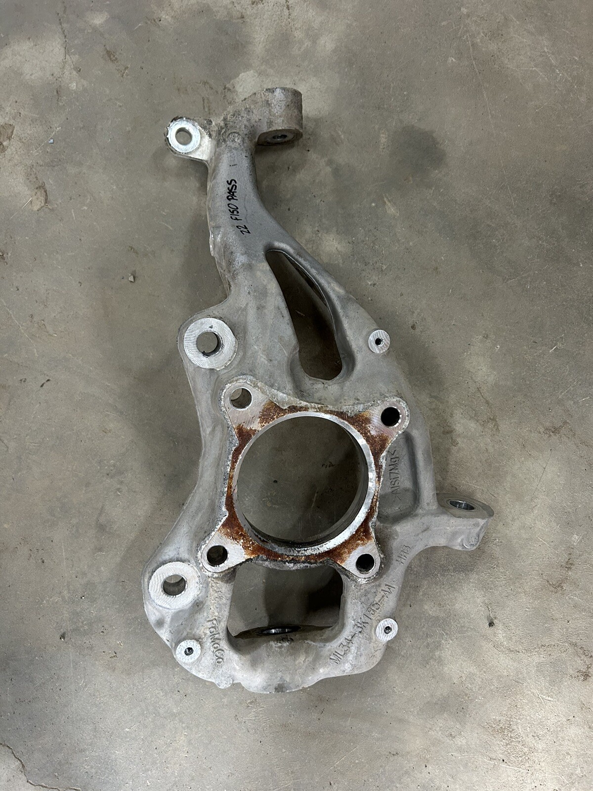 Used 2022 F150 Passenger Side Spindle (knuckle) for Sale