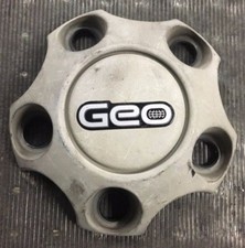1999-2004 Geo Tracker OEM Center Hub Cap 60177 30017383
