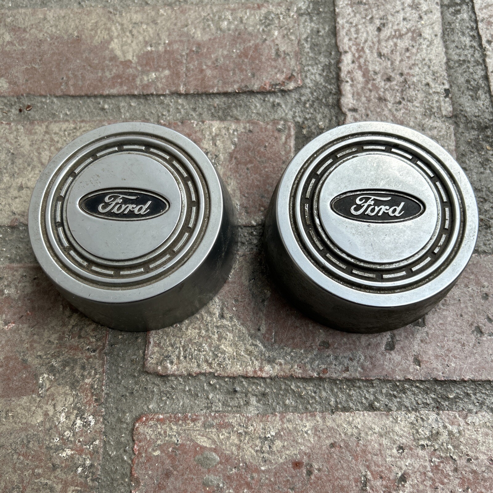 Used 196166 Ford Center Caps Hubcaps Bronco for Sale