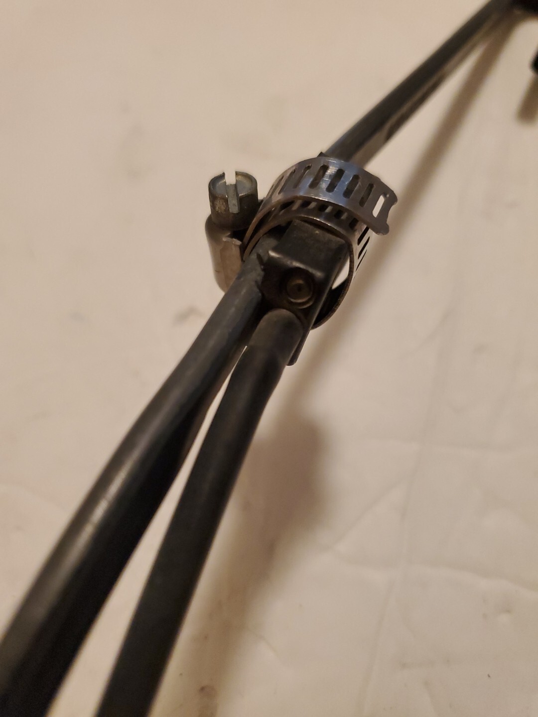 Used 2005 2008 Chevy Uplander Left & Right Windshield Wiper Arms Oem No