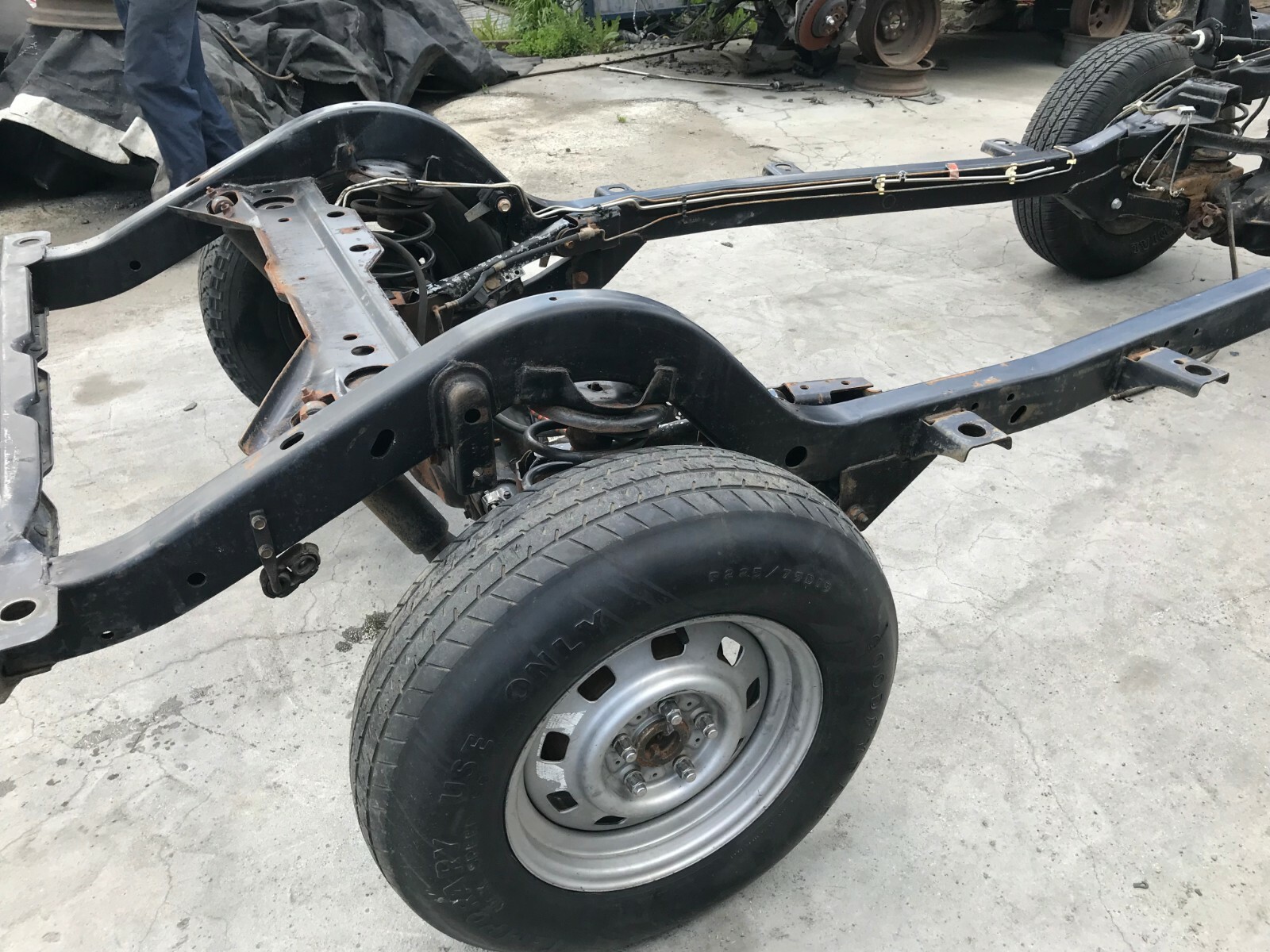 Used 2002 Jeep Wrangler Tj Rolling Chassis 6 Cylinder 4.0l Frame