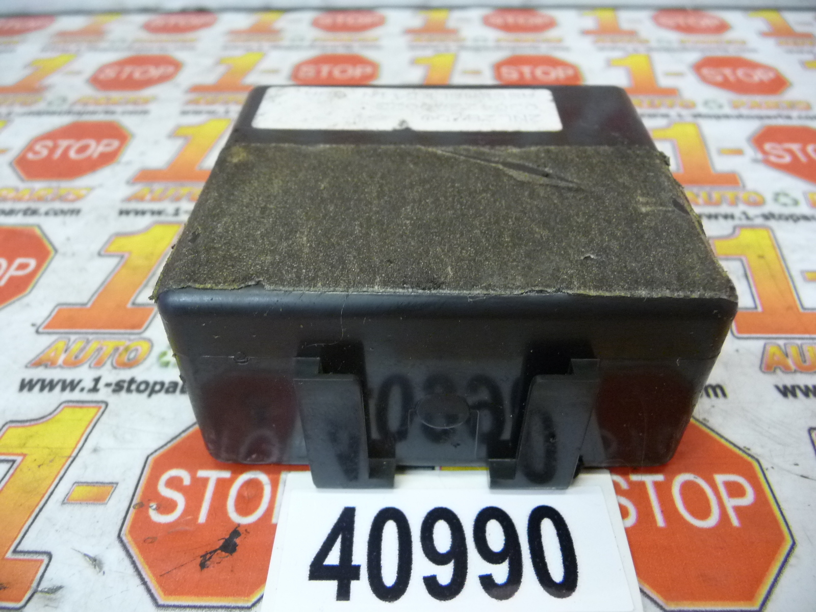 Used 20032008 Pontiac Vibe Glass Breakage Sensor 8902001010 Oem for
