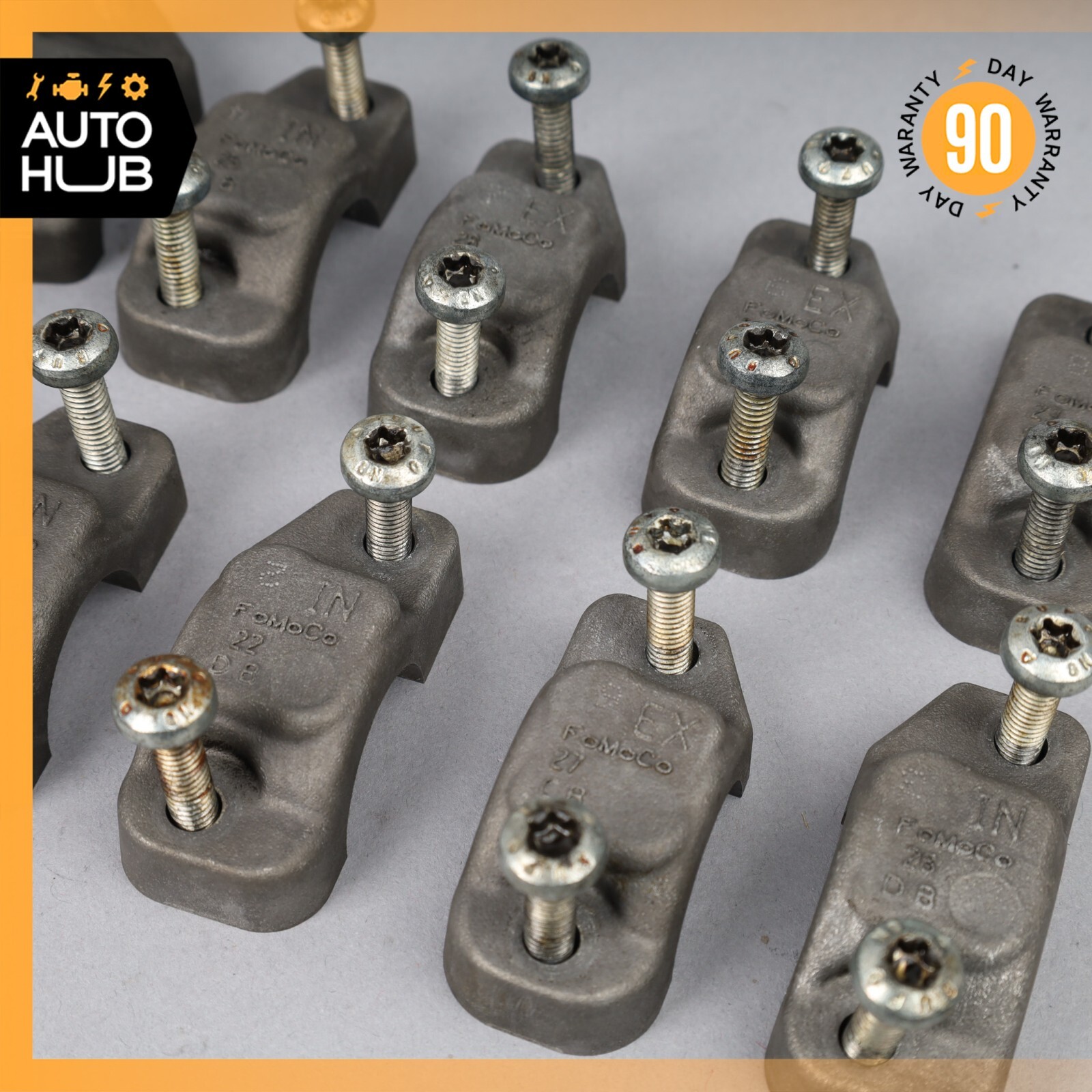 Used 1013 Land Rover Lr4 5.0l V8 Intake & Exhaust Camshaft Holder