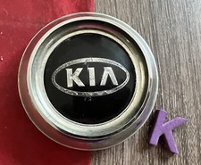 #K (1) Kia Sorento Wheel Center Cap. Genuine OEM part#52960/3E020