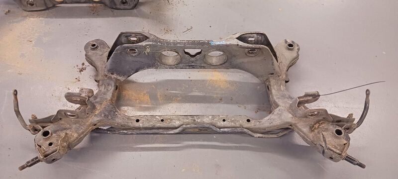 Used 2010 2012 Hyundai Santa Fe Kia Sorento Rear Fwd Subframe ...