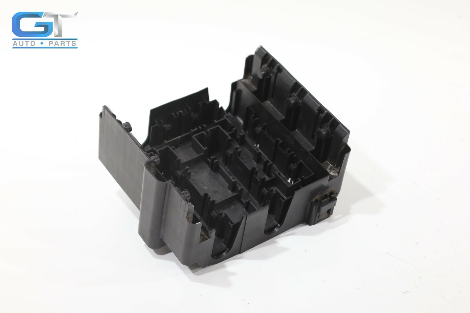 Used Gmc Acadia Engine Fuse Relay Junction Box Block Mount Bracket Oem