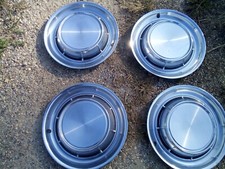2014 1957 57 Pontiac Hubcap Rim Wheel Cover Hub Cap OEM USED SET 4