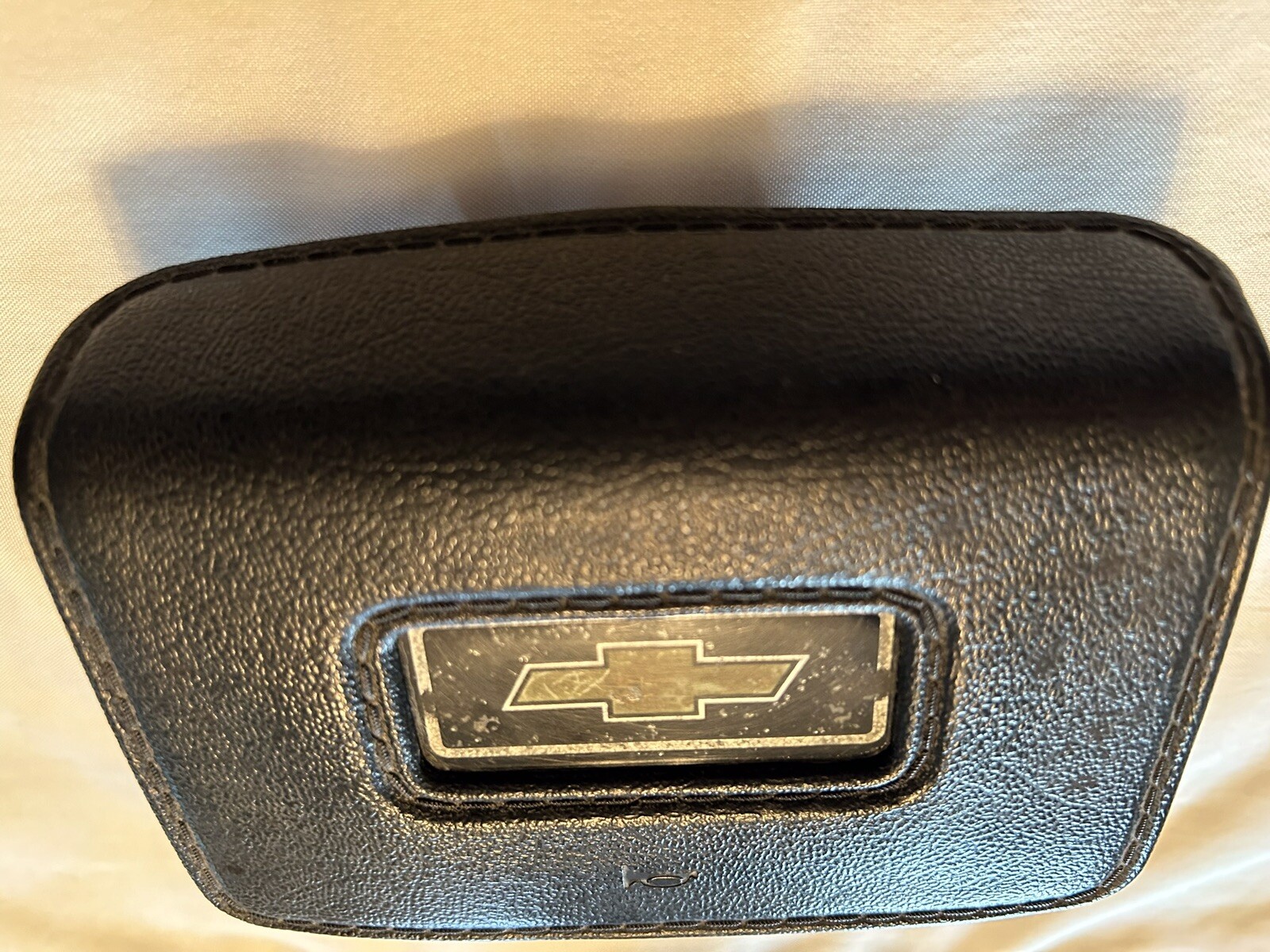 Used 7387 Gmc Chevy Truck Steering Wheel Horn Pad C10 C20 C30 K5 K10