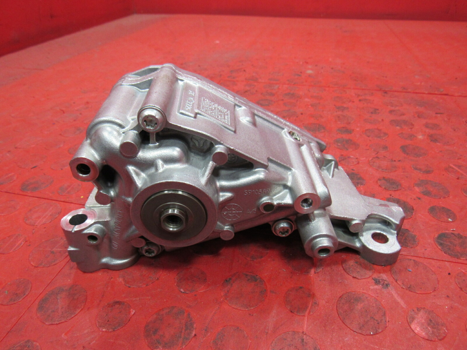 Used 1518 Bmw M3 M4 / 1921 M2 Comp S55 3.0l Oil Pump W/ Suction Tube