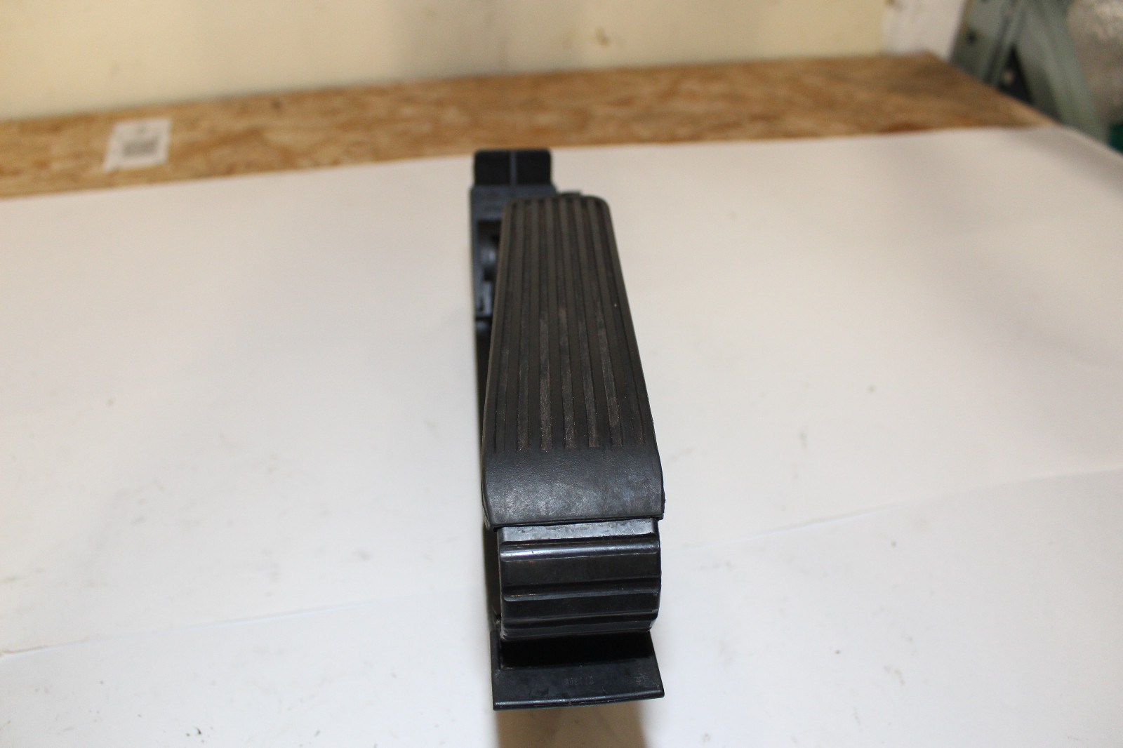 Used 20002006 Mercedes Benz S500 W220 Gas Accelerator Pedal K1833 for Sale