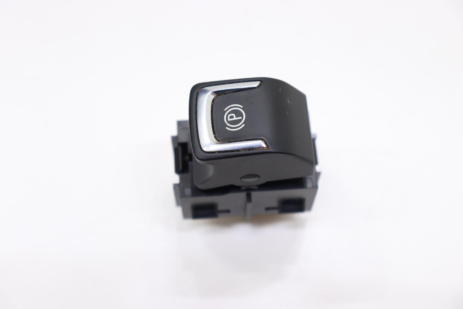 Used 2018 2023 Chevrolet Equinox Emergency Park Parking Brake Switch