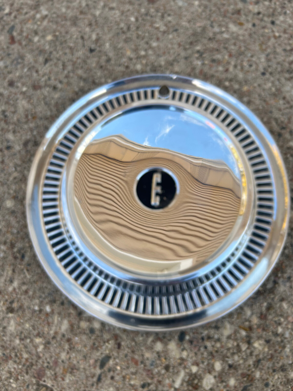 Used Vintage 19591960 Edsel Hubcaps Wheel Cover 2014 Inch Set Of 4 for