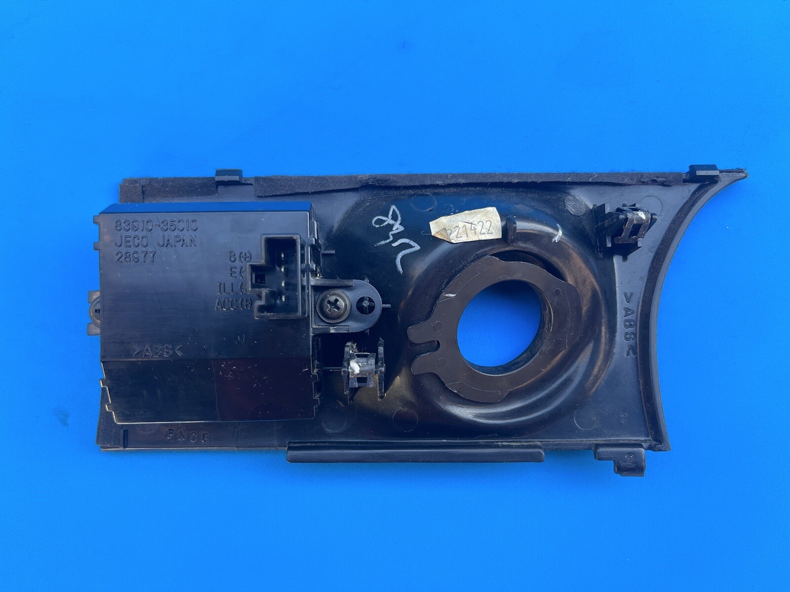 Used 19952000 Toyota Genuine Oem Green Digital Clock With Bezel