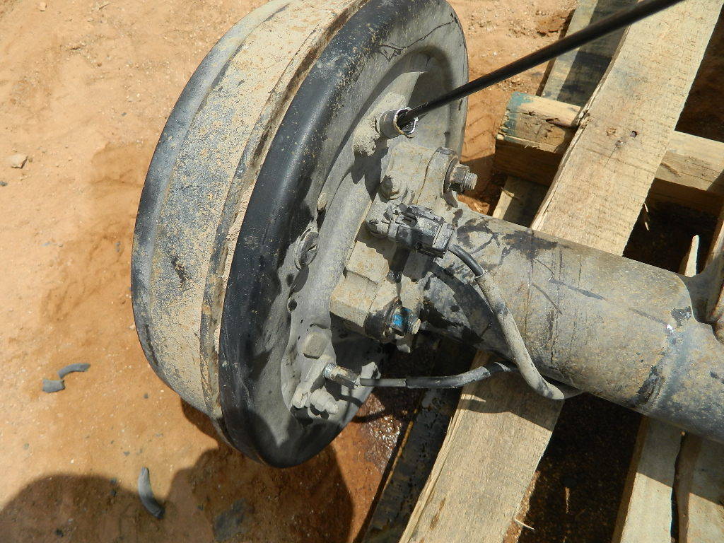 Used Toyota Rear End Differential Axle Carrier Housing With