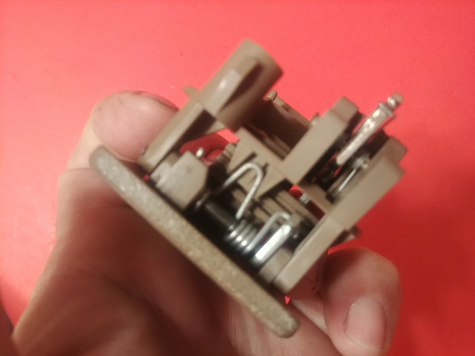 Used Oem 9708 Montana Venture Uplander Relay Terraza Glovebox Latch