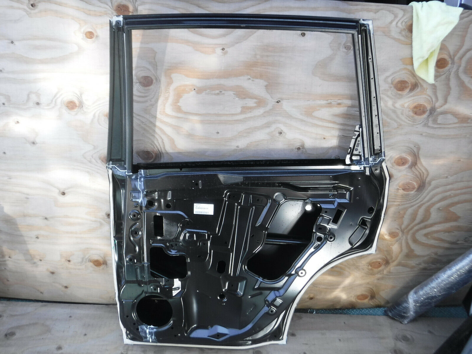 Used Subaru Forester Rear Right Door Shell Frame Panel For Sale