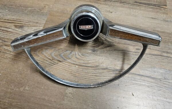 Used Chevrolet Caprice Steering Wheels and Horns for Sale