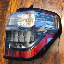 Details about 2003-2006 OEM TOYOTA 4RUNNER 8156135270 TAIL LAMP ASSY LEFT 81561-35270 DRIVER Details about 2003-2006 OEM TOYOTA 4RUNNER 8156135270 TAIL LAMP ASSY LEFT 81561-35270 DRIVER